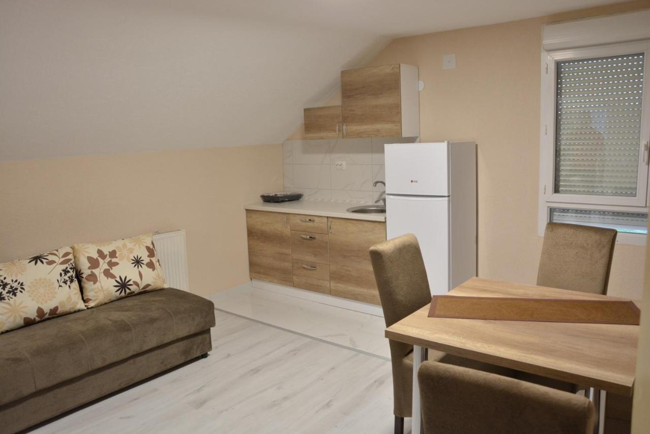 Garden Apartmani Jagodina Eksteriør bilde