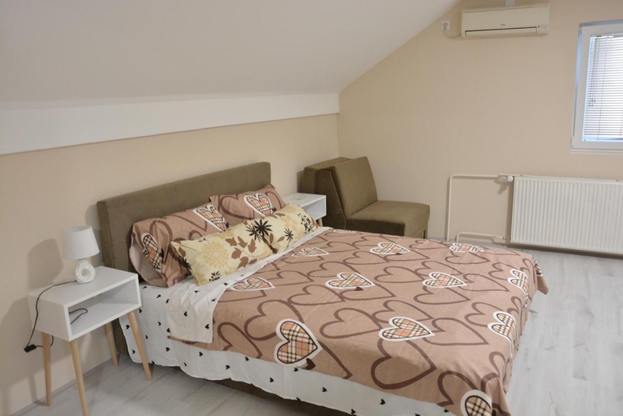 Garden Apartmani Jagodina Eksteriør bilde